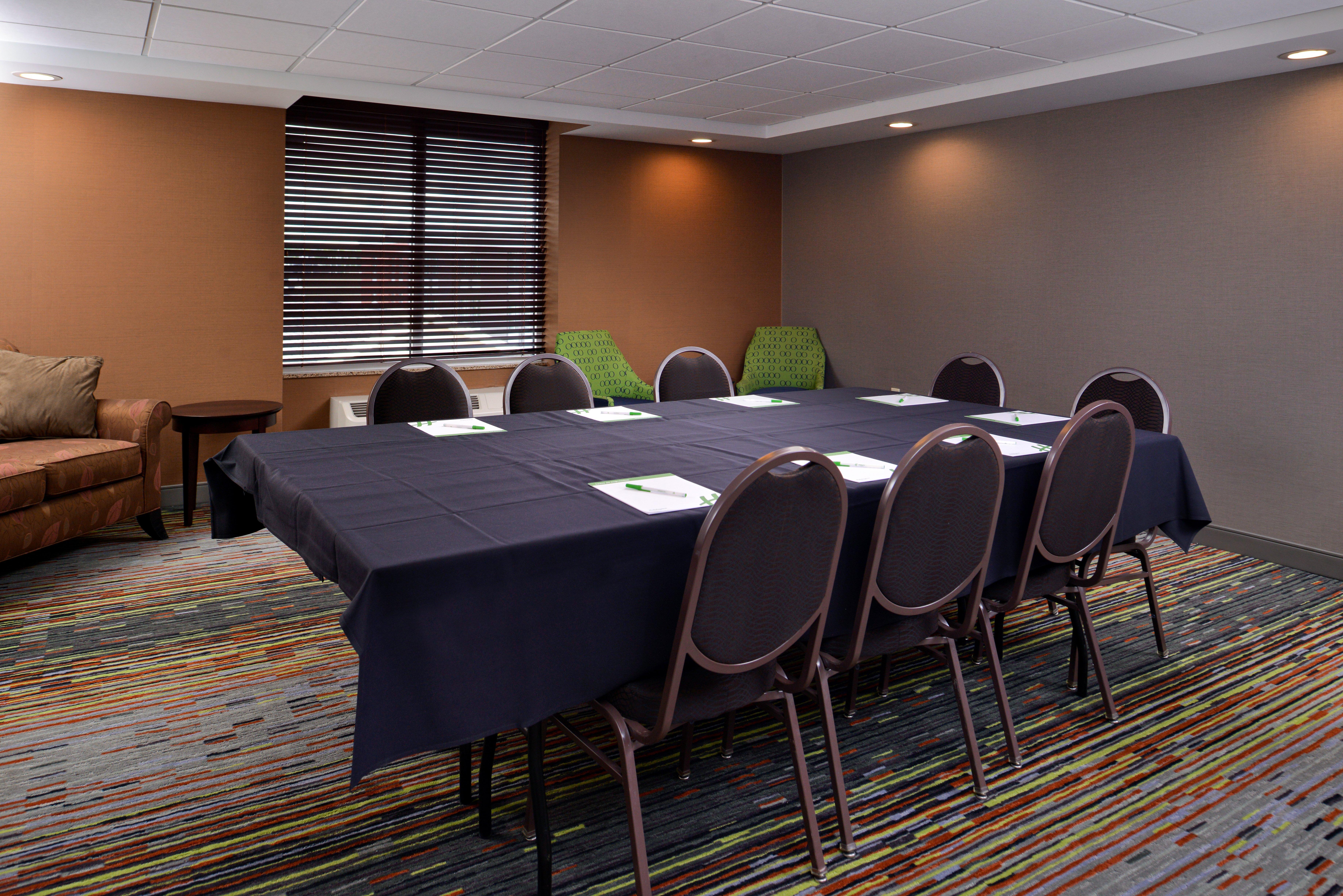 Holiday Inn Hotel & Suites Rochester - Marketplace By Ihg Экстерьер фото